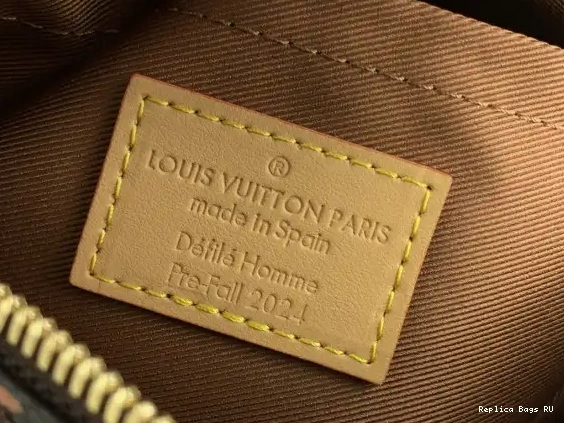 Affordable Chess LOUIS Messenger-24*24*8CM VUITTON 0521